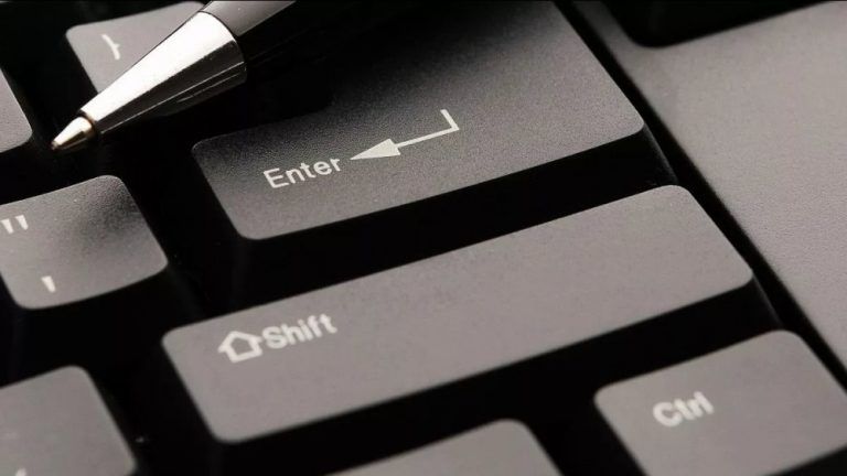 Tecla SHIFT del teclado: todas sus funciones y usos