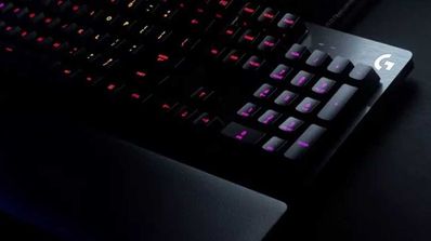 Logitech G513