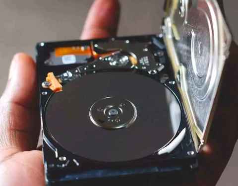 Cómo aprovechar tu viejo disco duro para almacenamiento externo