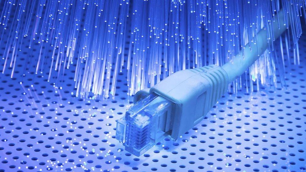 Conexión Faser 10 Gigabit Ethernet Azul