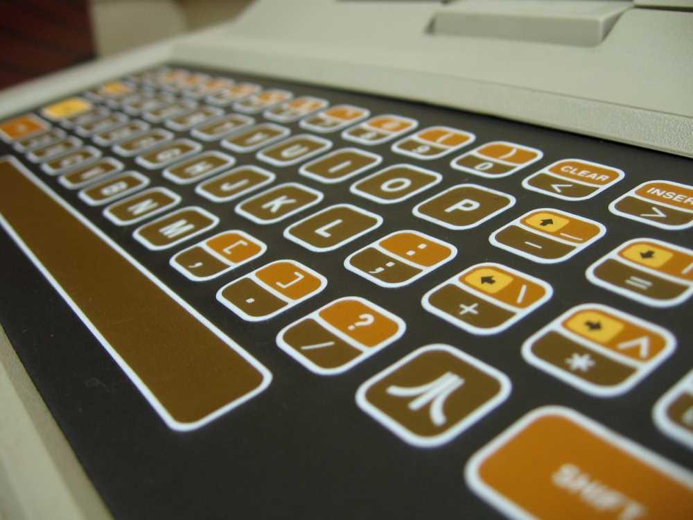 Atari 400-Spieler-Tastaturen