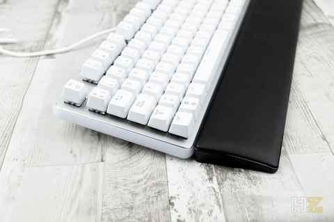 Newskill Suiko Ivory, review de este teclado mecánico RGB