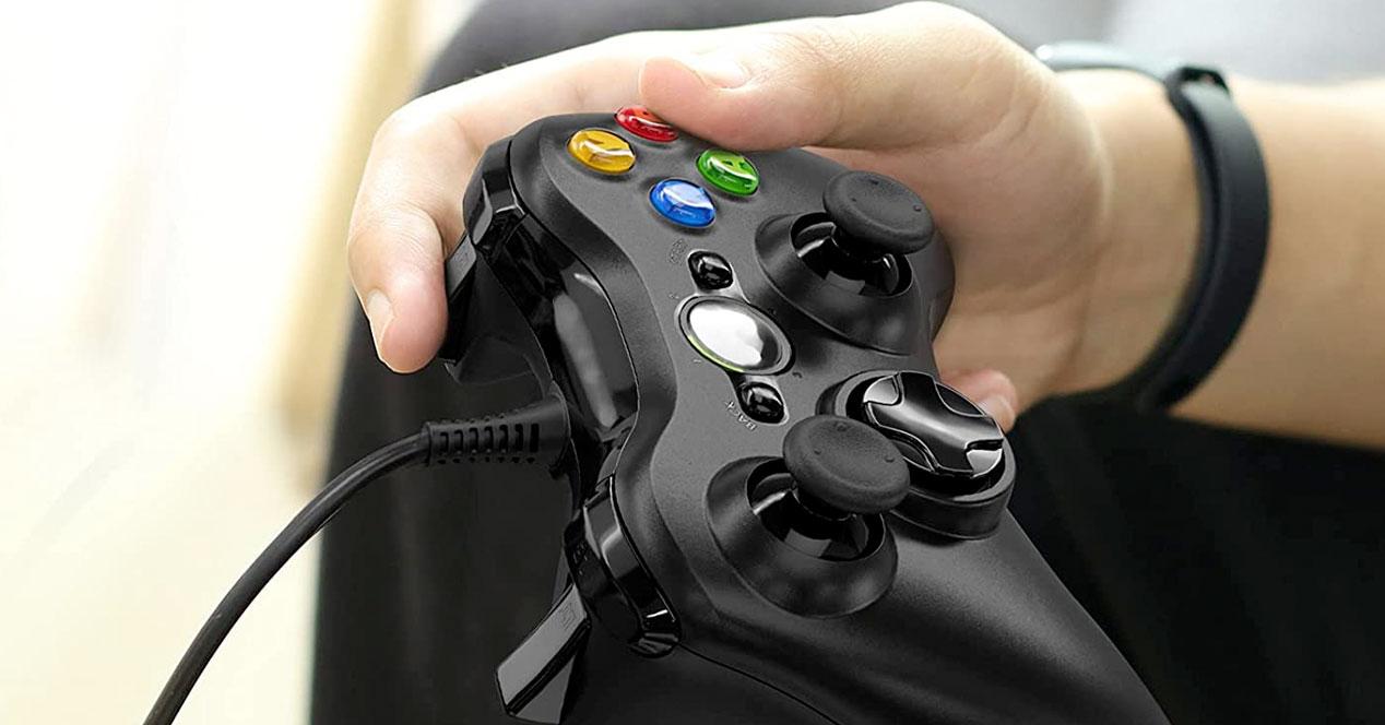 Este mando oficial de Microsoft para Xbox Series o PC está ahora más barato  que nunca en