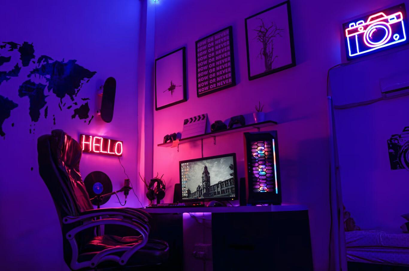 setup gaming silla escritorio tira led