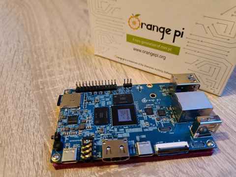 Orange Pi PC Plus con 1 GB de RAM + 8 GB de memoria