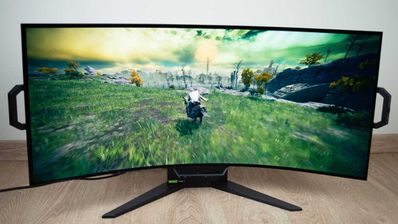 Corsair Xeneon 45 Flex review