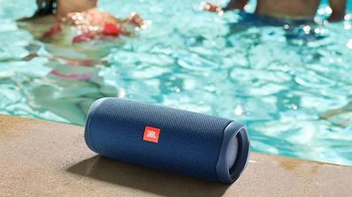 altavoces para piscina o playa