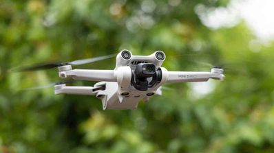 dron dji mini 3 pro