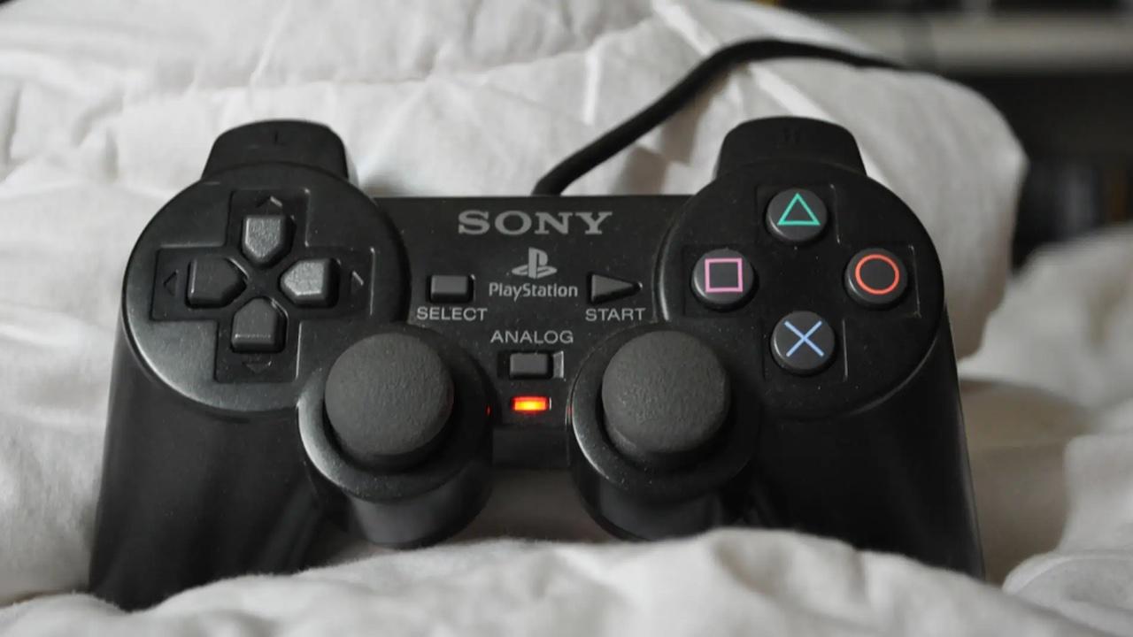 Cómo usar un mando de PS1 o PS2 en el PC por poco dinero