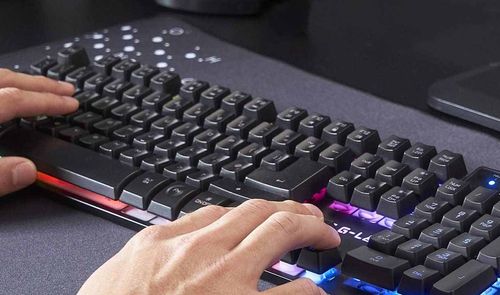 Combo ratón y teclado