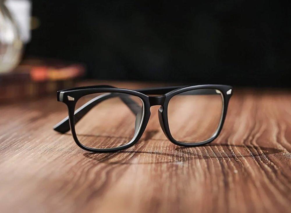 Un reclamo comercial que se derrumba: las gafas con filtro de luz
