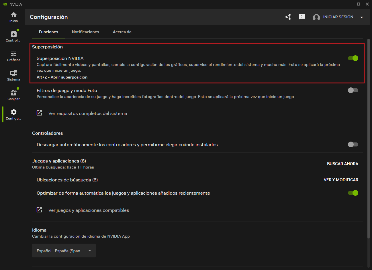 Panel de configuración de NVIDIA App con la opción de Superposición NVIDIA activada dentro de un recuadro rojo.