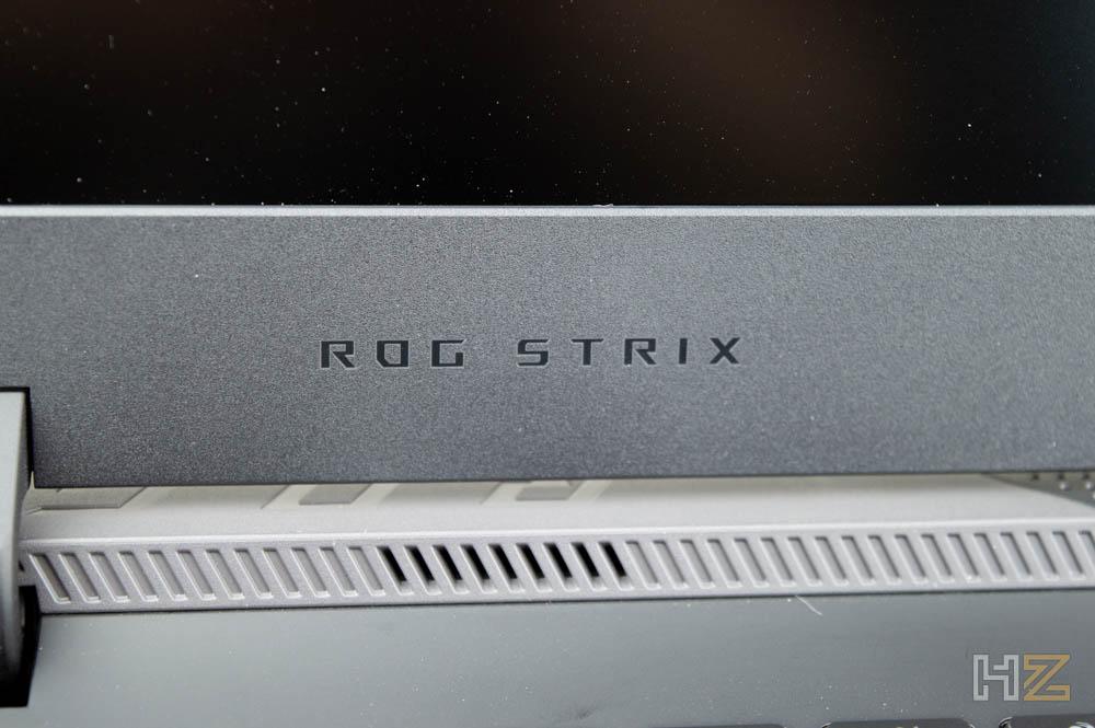 ASUS ROG STRIX SCAR 17