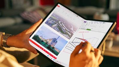 Lenovo portátil pantalla flexible
