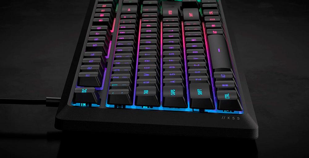 Altura teclado Corsair K55 Core