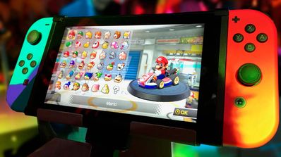 Nintendo Switch sobre stand