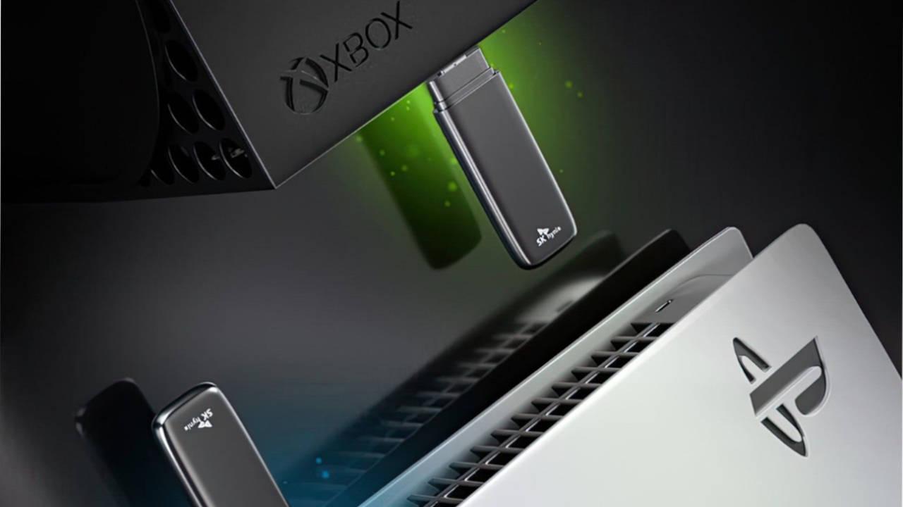 Imagen del SK Hynix TubeT31 conectado a una Xbox Series X y una PS5