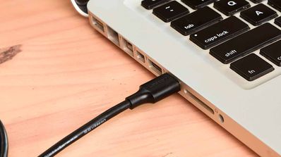 Puertos USB de un portátil