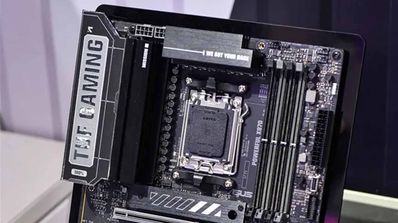 Placa ASUS AMD X870