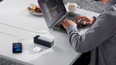 Anker power bank 737