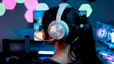 PC gaming auriculares mujer