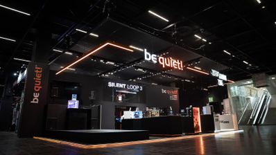 Stand be quiet!