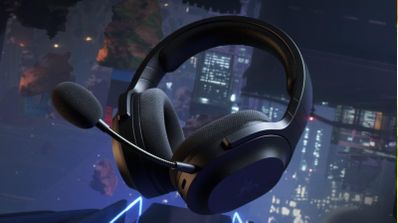 Auriculares inalámbricos Razer Barracuda X en color negro sobre un fondo neutro, mostrando su diseño de diadema y almohadillas circumaurales.