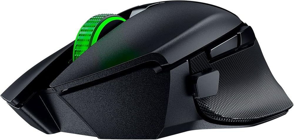 Primer plano de los botones laterales programables y el reposapulgares del ratón gaming Razer Basilisk V3 X