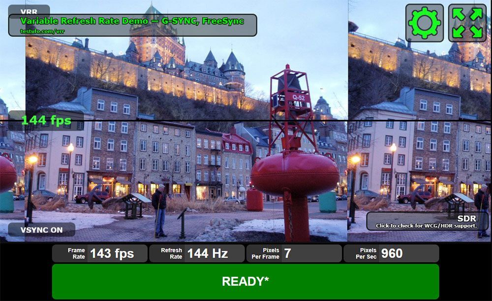 Interfaz de prueba de rendimiento de pantalla mostrando una comparativa de imagen con 144 fps, VSync activado y tasa de refresco variable sobre un fondo urbano nocturno.
