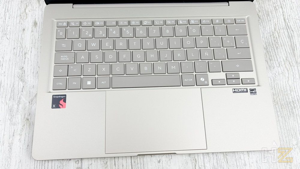 ASUS Zenbook 14 2026