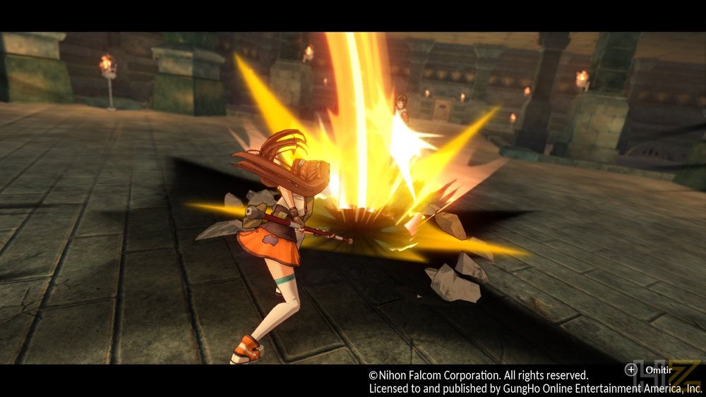 Personaje femenino de espaldas realizando un ataque de energía brillante en un escenario nocturno empedrado.