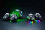 Conjunto de altavoces circulares Razer Mako con iluminación RGB en verde y colores variados sobre fondo oscuro.
