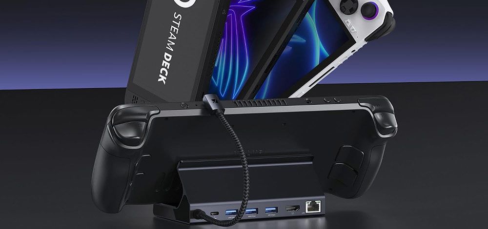 Estación de acoplamiento iVanky conectada a una consola portátil con puertos USB y Ethernet visibles.