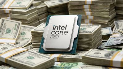 Procesador Intel Core Ultra apoyado sobre fajos de billetes de cien dólares.