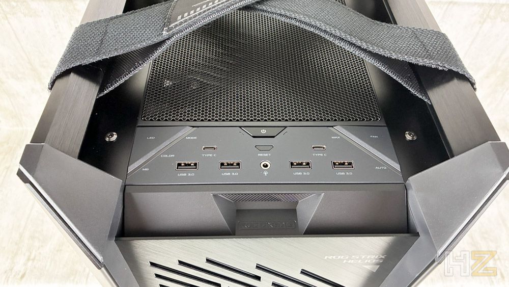 ASUS ROG Strix Heliox II