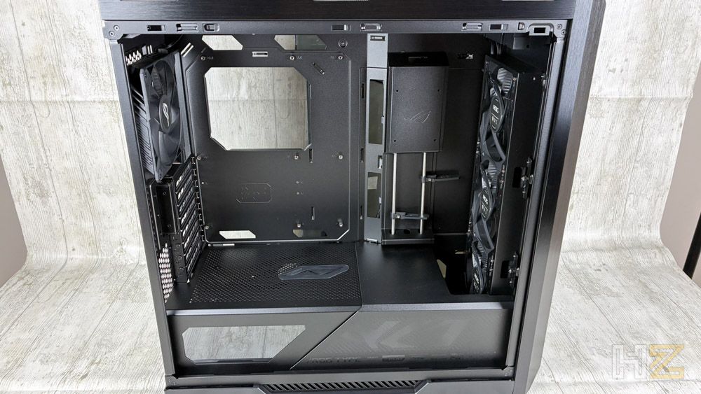 ASUS ROG Strix Heliox II