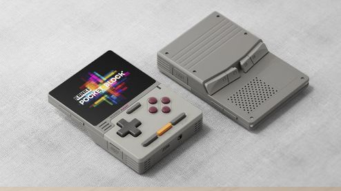 Consola portátil Ayaneo Pocket Block vista de frente y por detrás sobre una superficie gris.