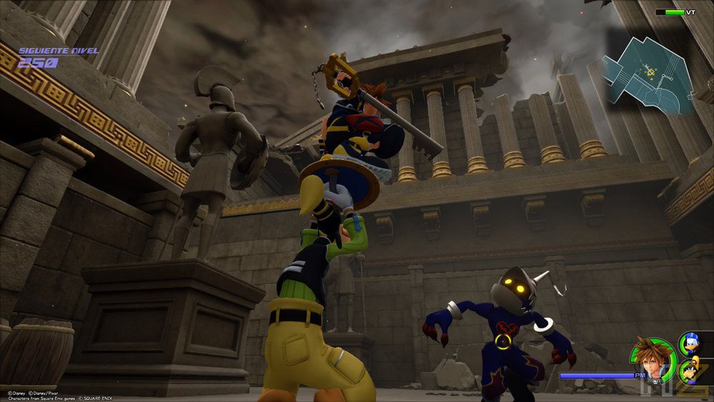 Sora y Goofy luchando contra un Sincorazón en el Coliseo del Olimpo en Kingdom Hearts III.