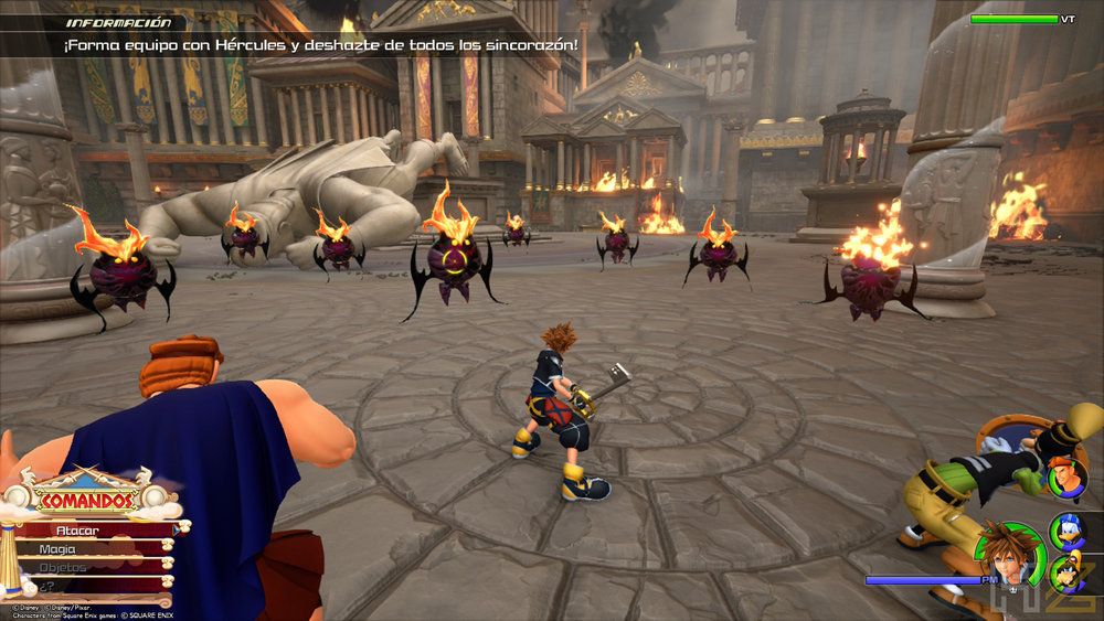 Sora, Hércules y Goofy enfrentándose a enemigos sincorazón en el Olimpo dentro de Kingdom Hearts Collection para Switch 2.