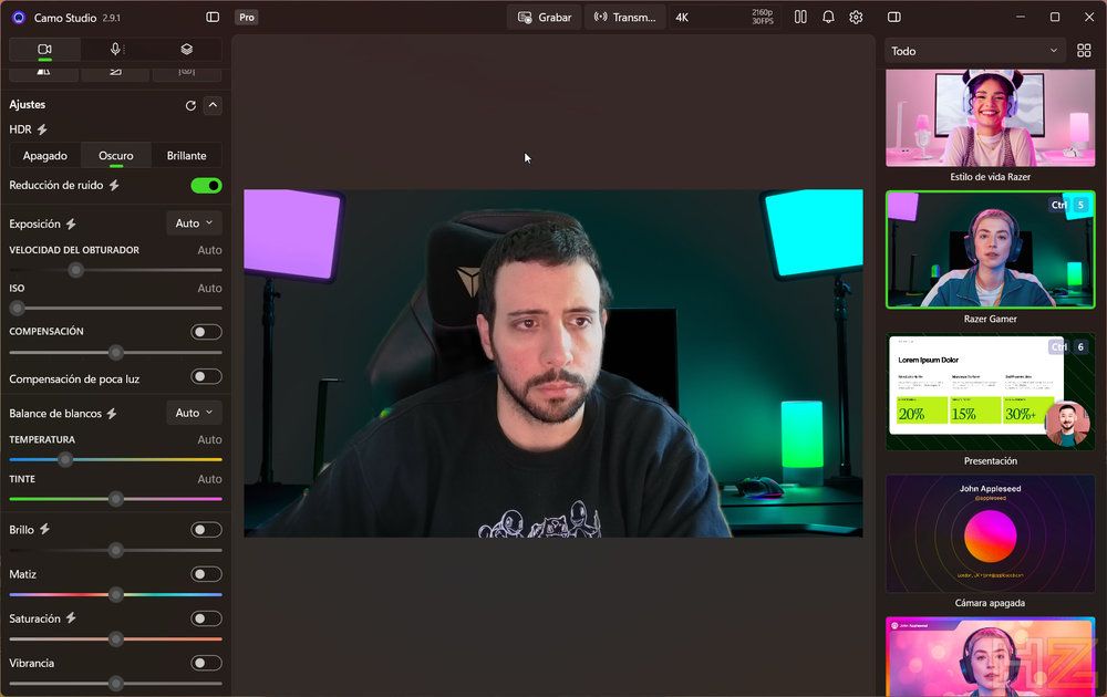 Interfaz de software Camo Studio con controles de imagen y previsualización de vídeo de un streamer.