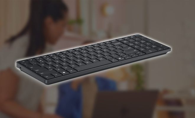 Teclado inalámbrico HP EliteBoard G2A de perfil bajo y color negro con teclado numérico integrado.