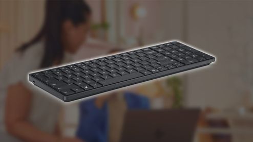 Teclado inalámbrico HP EliteBoard G2A de perfil bajo y color negro con teclado numérico integrado.
