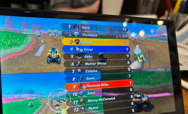Pantalla de una Nintendo Switch mostrando una partida de Mario Kart con nombres de personajes modificados.